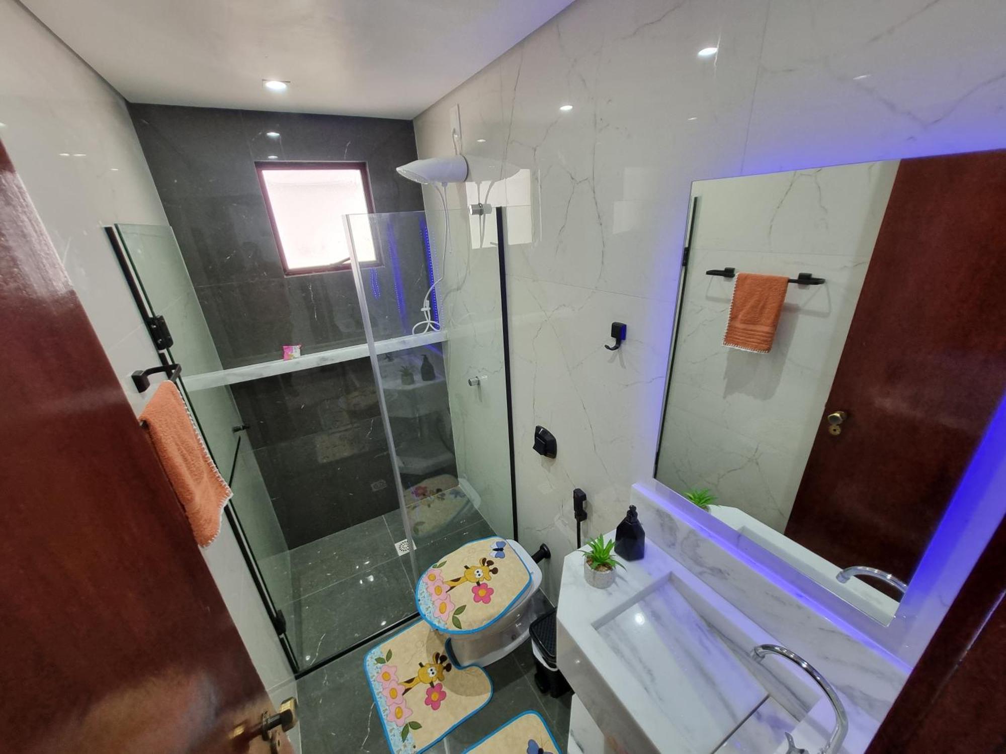 Apartamento Uma Quadra E Meia Do Mar Ar Wifi Smart Tv *